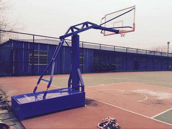 篮球架